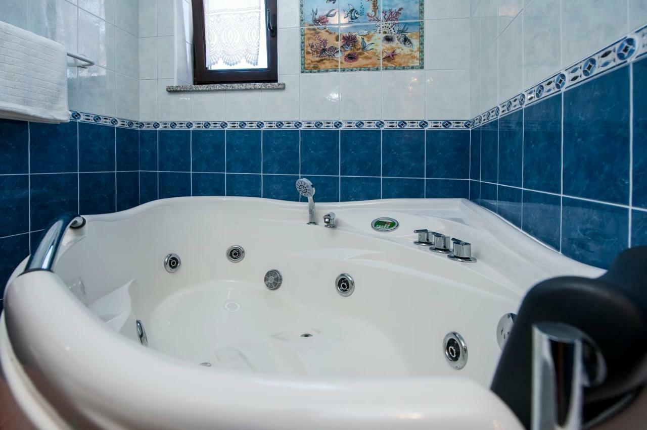 Apartment Bora โรวีน ภายนอก รูปภาพ
