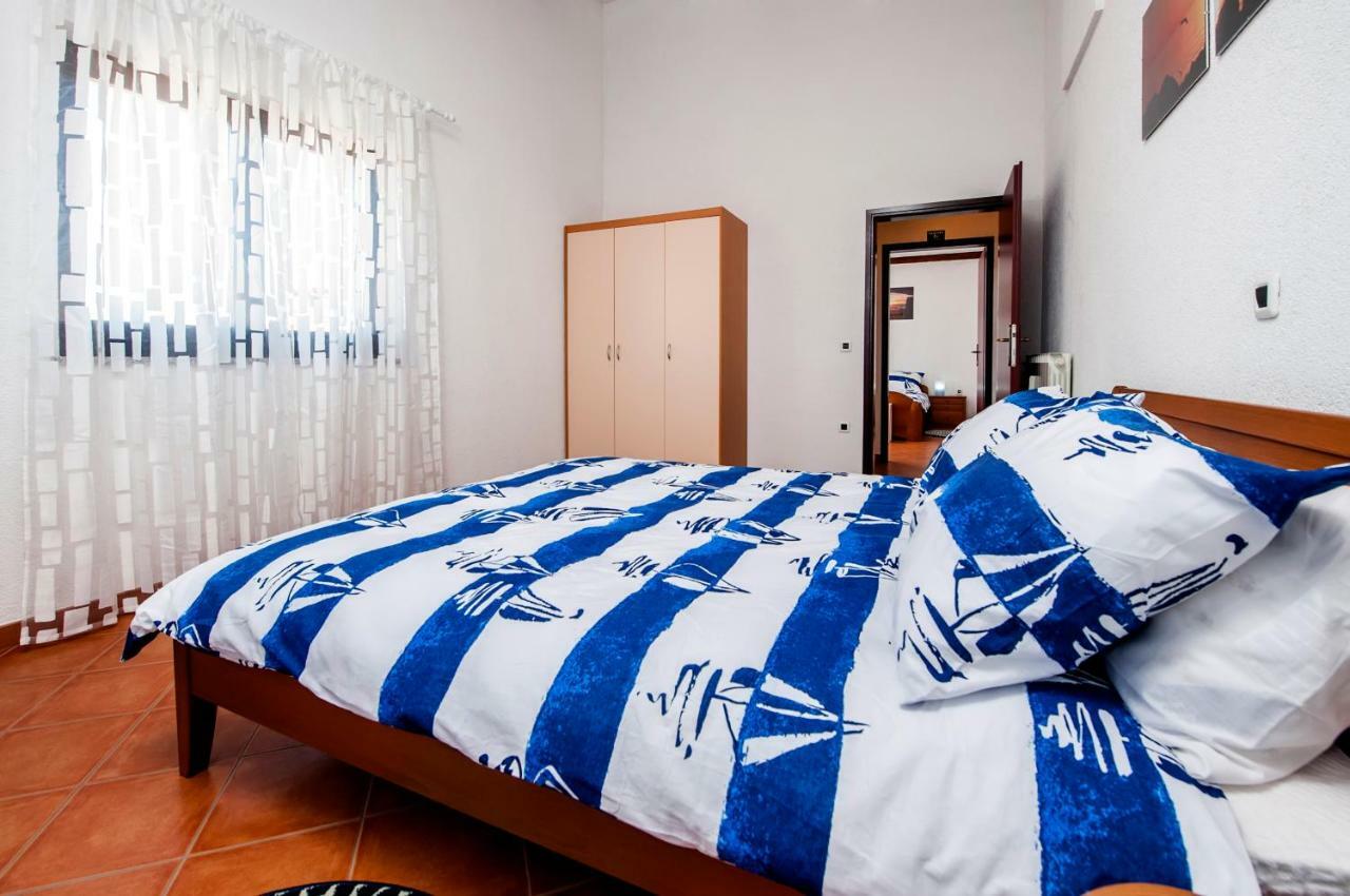 Apartment Bora โรวีน ภายนอก รูปภาพ