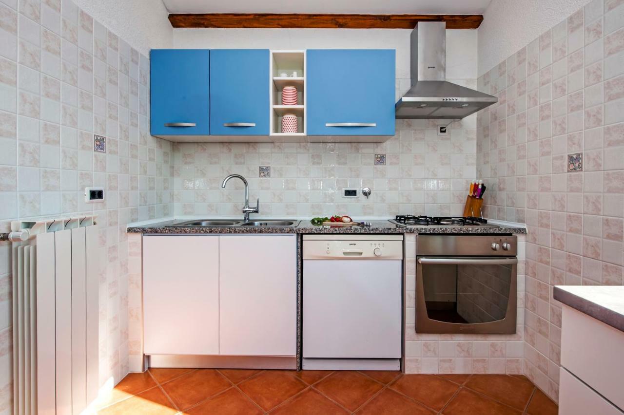 Apartment Bora โรวีน ภายนอก รูปภาพ